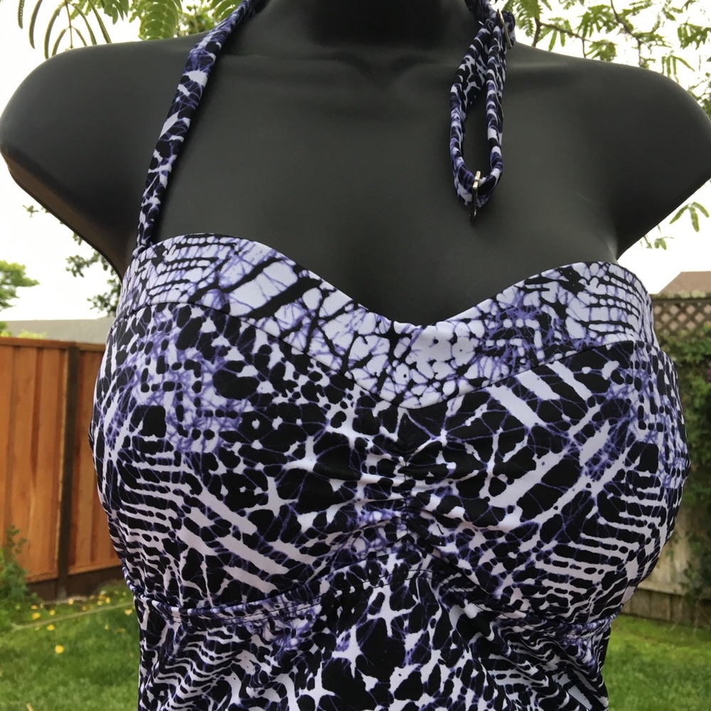 Swimsuits For All • Bandeau Swimsuit - Picture 3 of 8